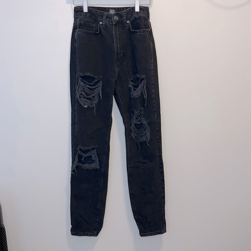 BDG Jeans ‘Mom’ High Rise Distressed Black Size 25